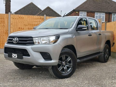 Toyota HILUX 2017 17 2.4 Silver #3