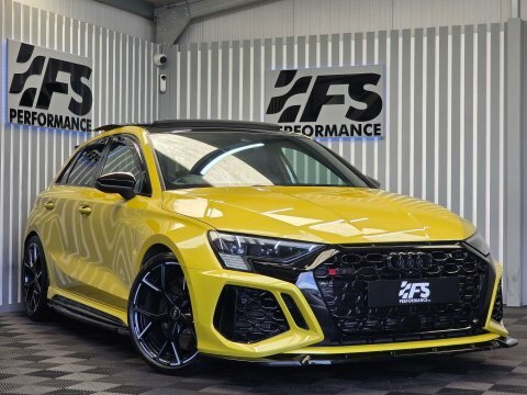 Audi RS3 2022 22 2.5 Yellow