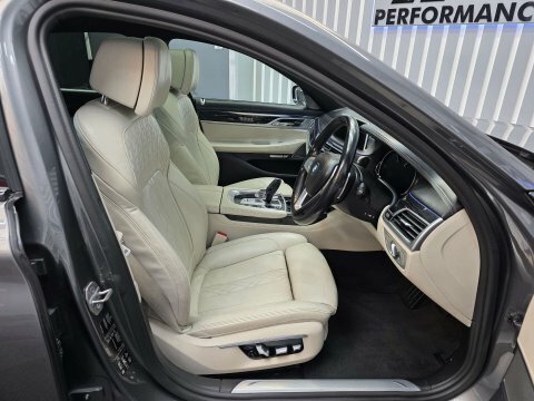 BMW 7 Series Automatic Black #20