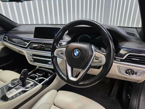 BMW 7 Series Automatic Black #38