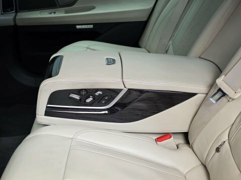 BMW 7 Series Automatic Black #27