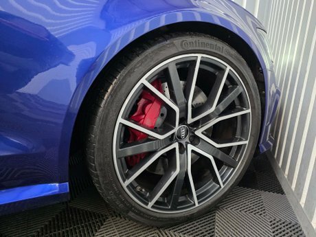 Audi RS6 4.0T Fsi V8 Bi-turbo Rs6 Quattro Tip Black #84