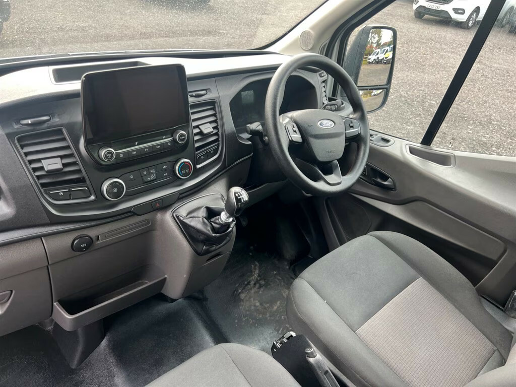 Ford Transit Custom 350 Leader Ecoblue Luton Van Luton Van Manu WN22ATU White #6