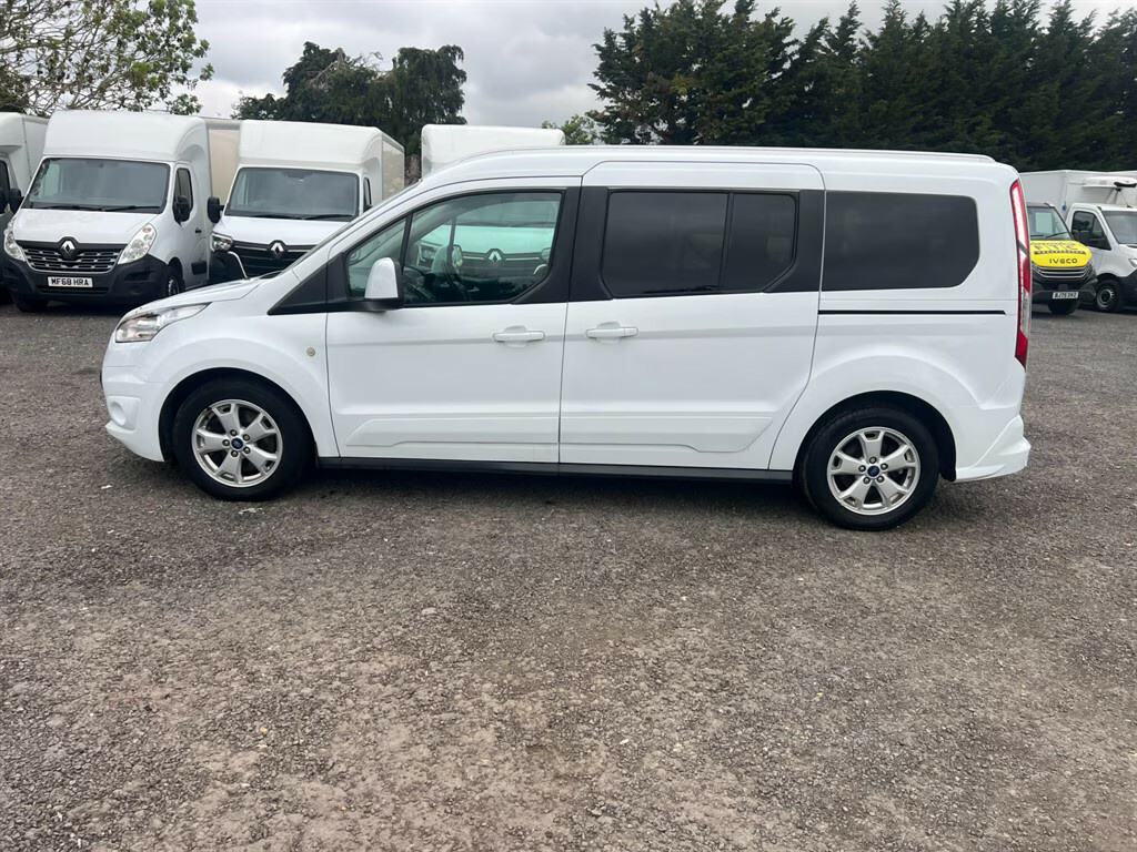 Ford Grand Tourneo Connect Grand Titanium Tdci Wav Wheelchair Access Panel White #5