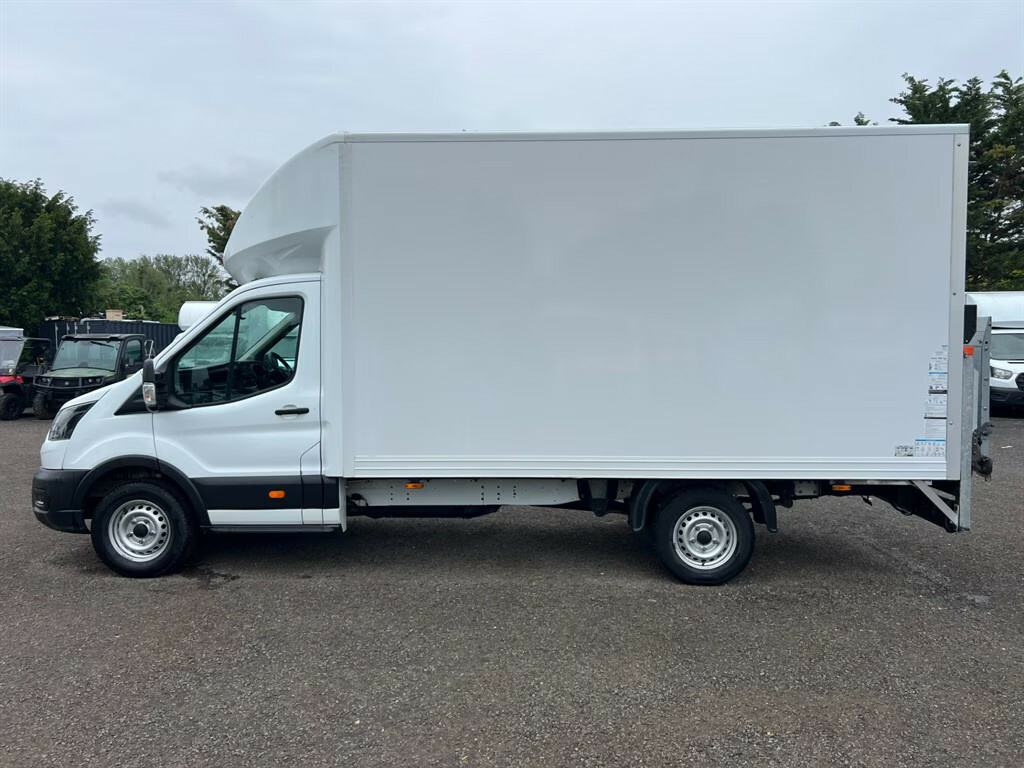 Ford Transit Custom 350 Leader Luton Ecoblue Luton Van WN73LKZ White