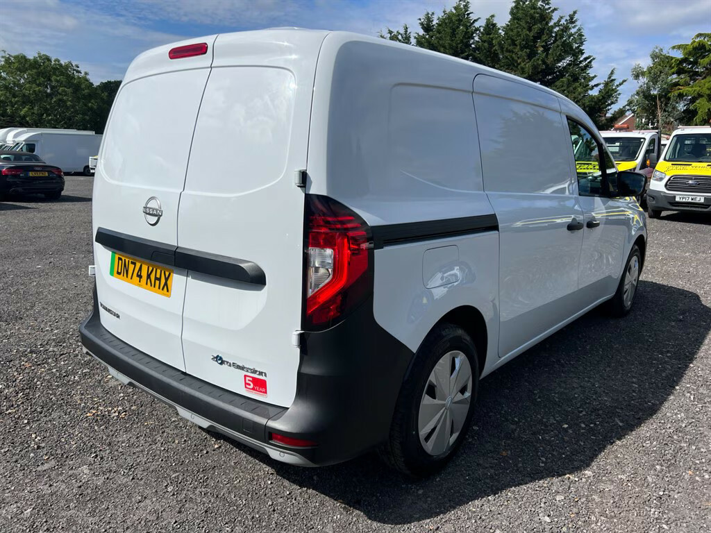 Nissan TOWNSTAR 90Kw Acenta Van 45Kwh Panel Van White #6
