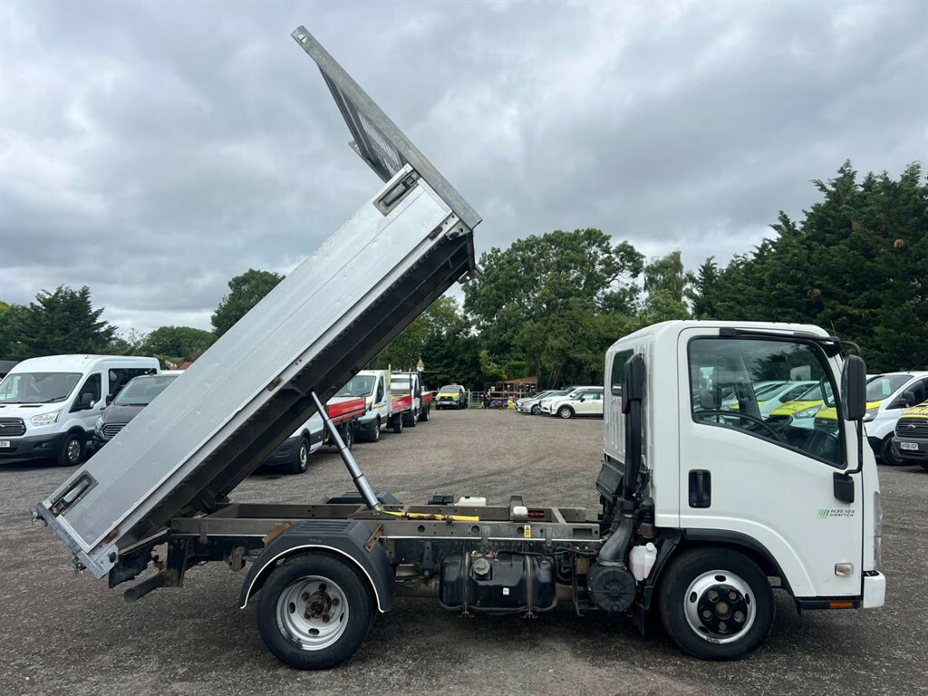 Isuzu  1.9D N35 Green Rwd Swb Euro 6 Srw White #1