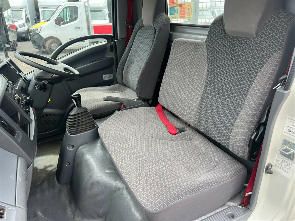 Isuzu  1.9D N35 Green Rwd Swb Euro 6 Srw White #7