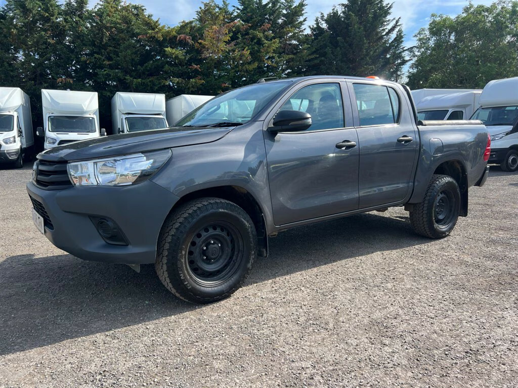 Toyota HILUX Active D Cab Pick Up 2.4 D-4d Pick Up Manua Grey