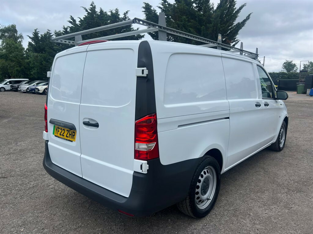 Mercedes-Benz eVito Evito Progressive L2 Grey #6