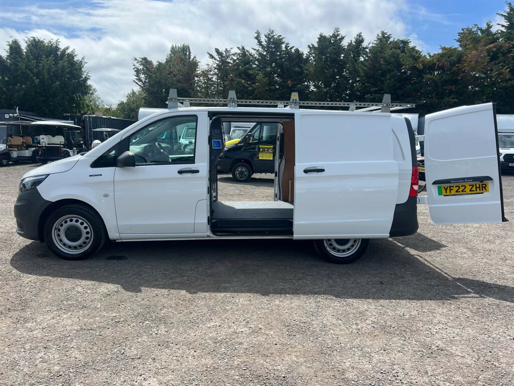 Mercedes-Benz eVito Evito Progressive L2 Grey #18