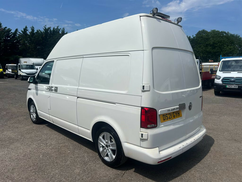 Volkswagen Transporter T32 Tdi P V Highline 4Motion Panel Van Manu White #2
