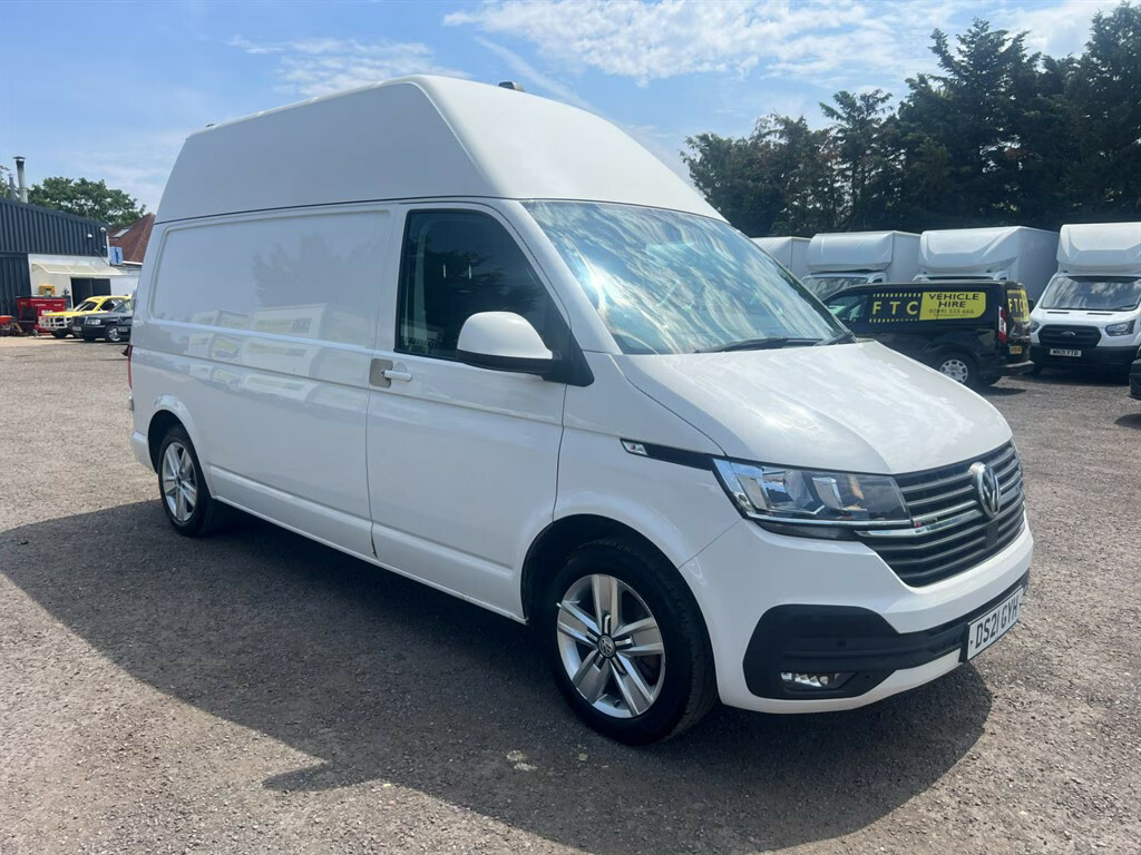 Volkswagen Transporter T32 Tdi P V Highline 4Motion Panel Van Manu White