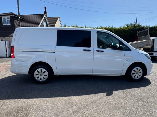 Mercedes-Benz Vito 114 Cdi Bluetec Crew White #4