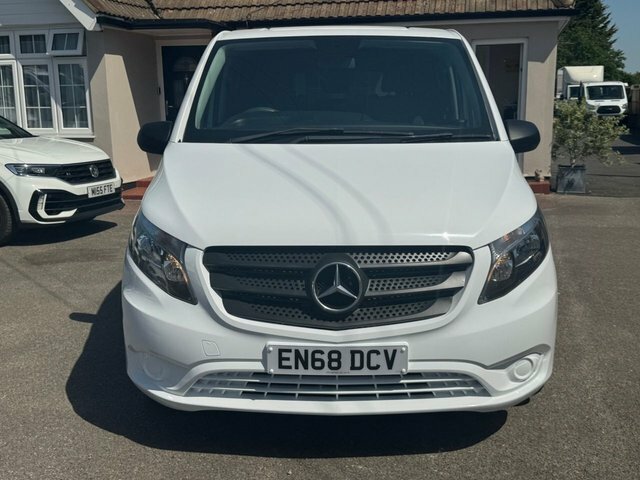 Mercedes-Benz Vito 114 Cdi Bluetec Crew White #3