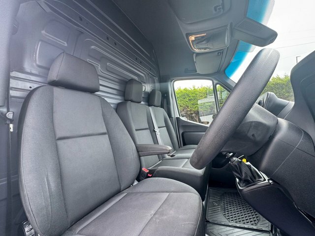Mercedes-Benz Sprinter 315Cdi Progressive L3 Rwd 2.0L Single Curtainside White #9
