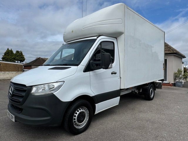 Mercedes-Benz Sprinter 314 Cdi Luton Van White #3