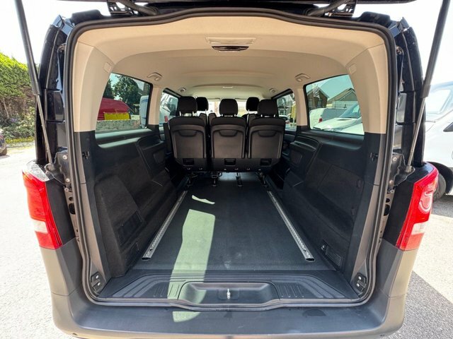Mercedes-Benz Vito Mpv White #12