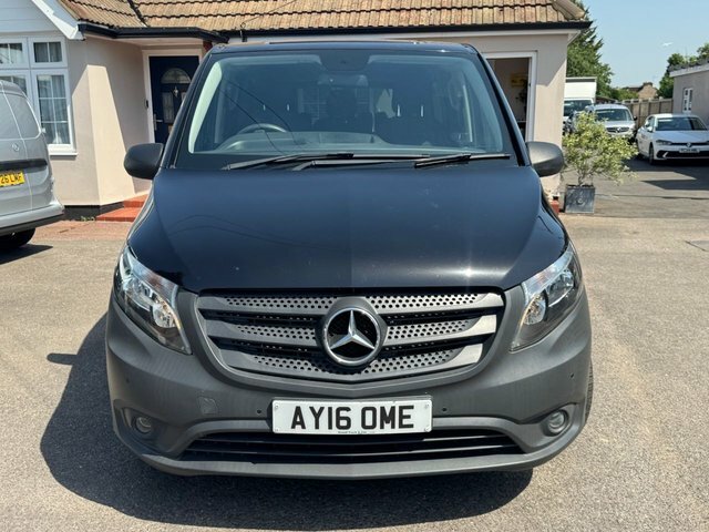 Mercedes-Benz Vito 119 Cdi Bluetec Crew Black #3