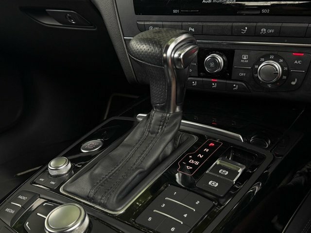 Audi A7 Black Edition White #46