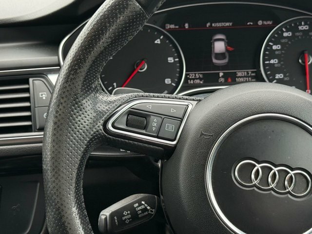 Audi A7 Black Edition White #42