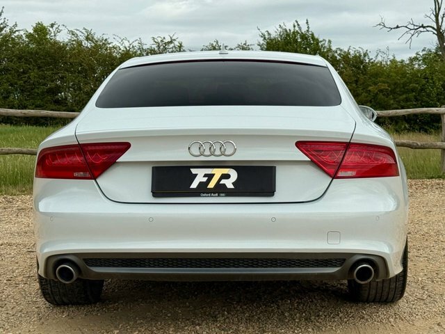 Audi A7 Black Edition White #21