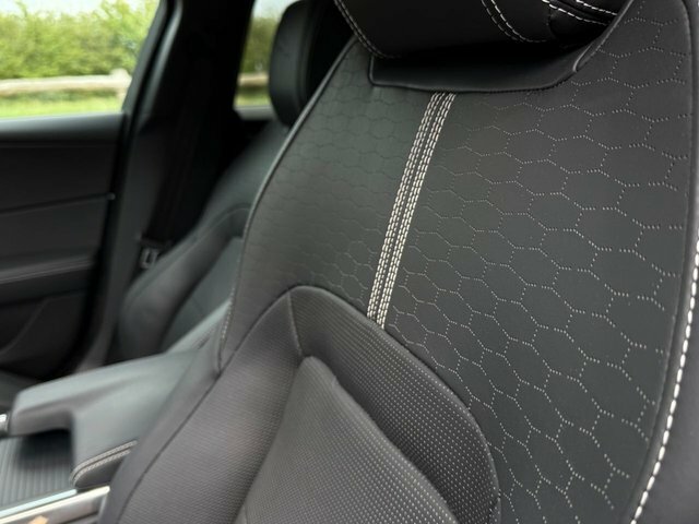 Jaguar XE 2.0 P300i R-dynamic Hse Saloon Awd Blue #6