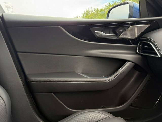 Jaguar XE 2.0 D200 S Grey #39