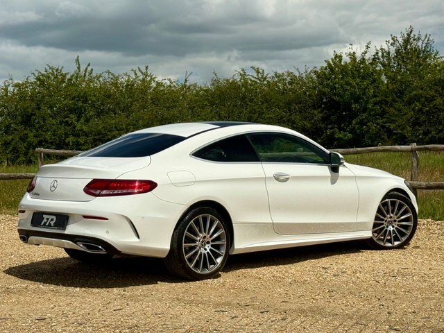 Mercedes-Benz C Class 2.1 C250d Amg Line Premium Plus Coupe White #2