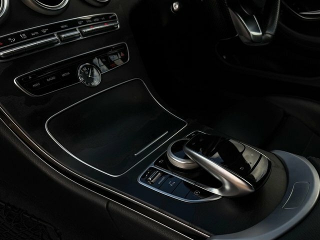 Mercedes-Benz C Class 2L Sport White #38