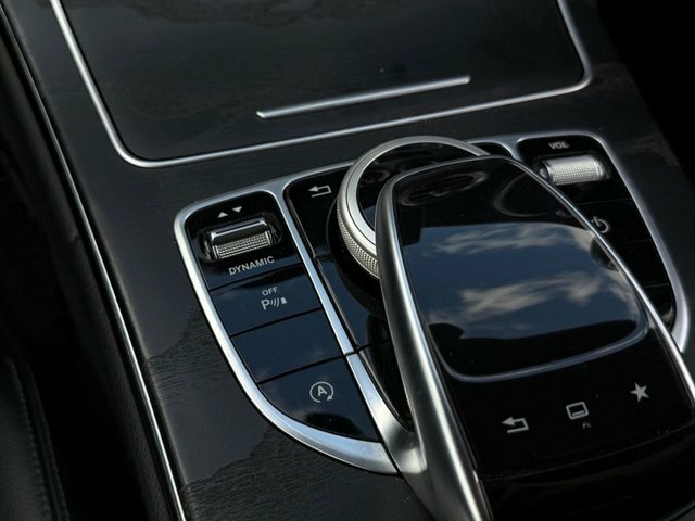 Mercedes-Benz C Class 2L Sport White #50
