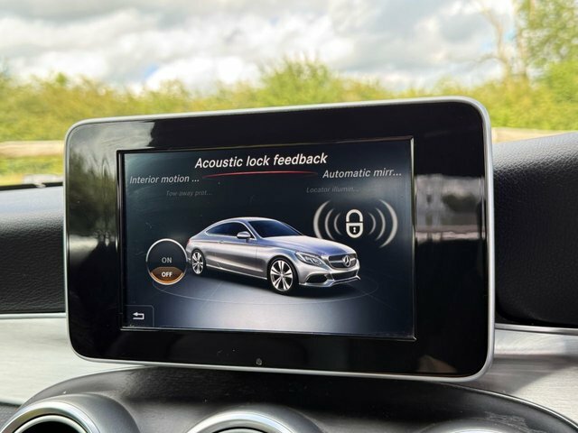 Mercedes-Benz C Class 2L Sport White #61