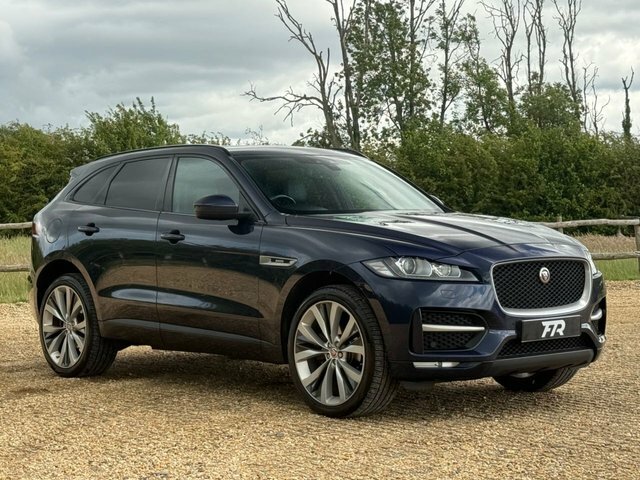 Jaguar F-Pace R-sport Black #10