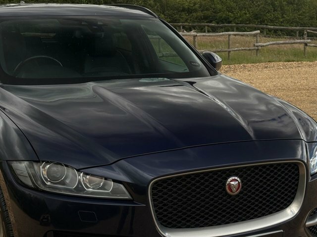 Jaguar F-Pace R-sport Black #20