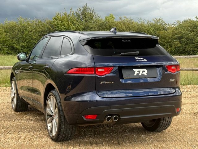 Jaguar F-Pace R-sport Black #21