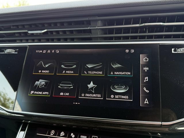 Audi Q8 55 Tfsi E Quattro Black Edition Tiptronic Black #69