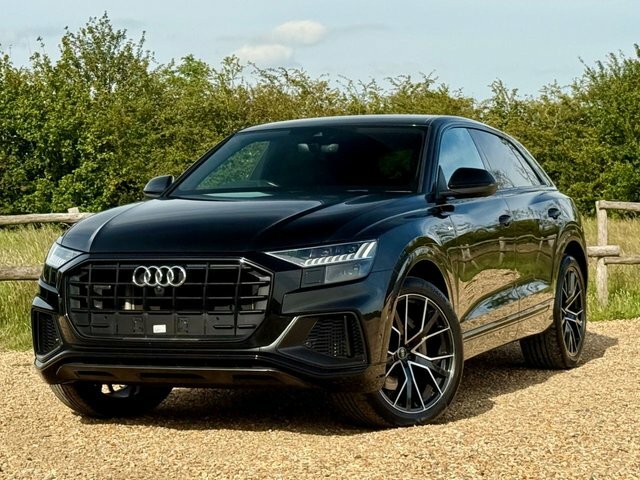Audi Q8 3.0 Tfsi V6 55 Black Edition Suv Tiptro Black