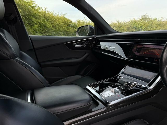 Audi Q8 55 Tfsi E Quattro Black Edition Tiptronic Black #52