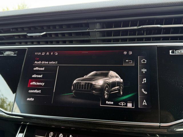 Audi Q8 55 Tfsi E Quattro Black Edition Tiptronic Black #76