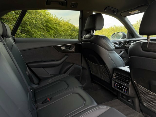 Audi Q8 55 Tfsi E Quattro Black Edition Tiptronic Black #44