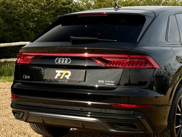 Audi Q8 55 Tfsi E Quattro Black Edition Tiptronic Black #25