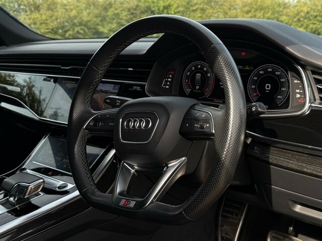 Audi Q8 3.0 Tfsi V6 55 Black Edition Suv Tiptro Black #4