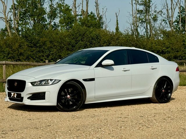 Jaguar XE 2.0 R-sport 198 Bhp Black #11