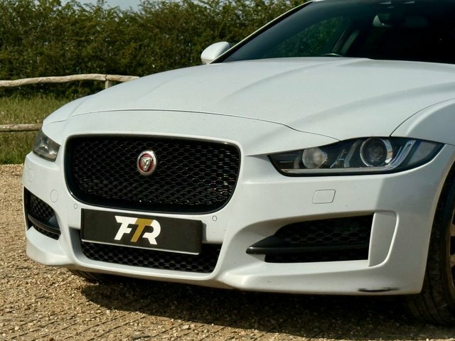 Jaguar XE 2.0 R-sport 198 Bhp Black #14