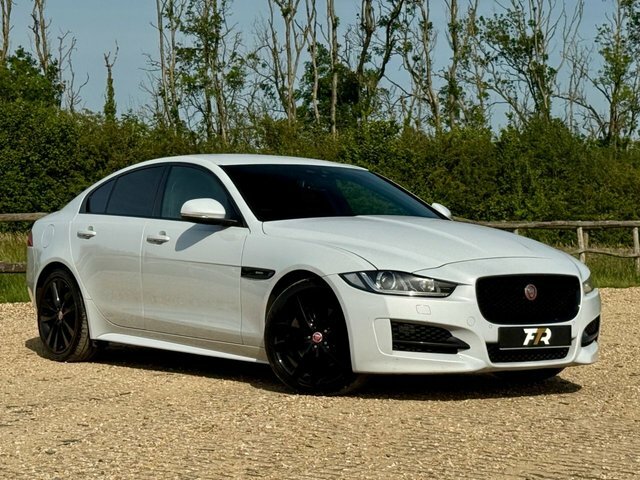 Jaguar XE 2.0 R-sport 198 Bhp Black #7