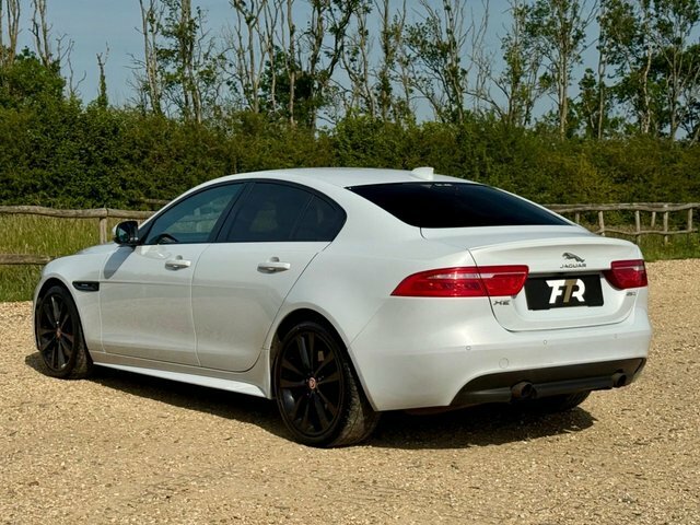 Jaguar XE 2.0 R-sport 198 Bhp Black #19