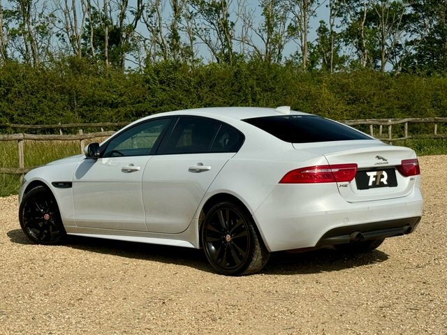 Jaguar XE 2.0 R-sport 198 Bhp Black #20