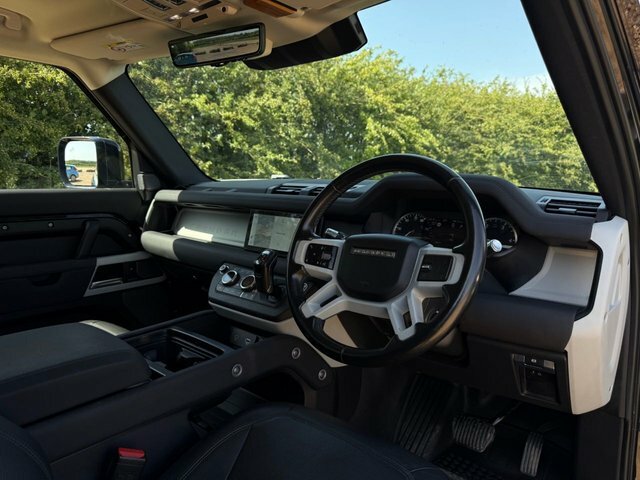 Land Rover Defender 90 Defender First Edition D Mhev Green #48