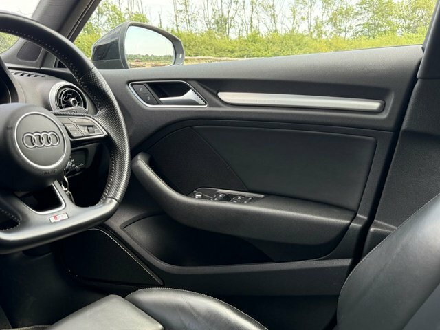 Audi S3 Saloon Black Edition 2.0 Tfsi Quattro 310 Ps S Tro White #42