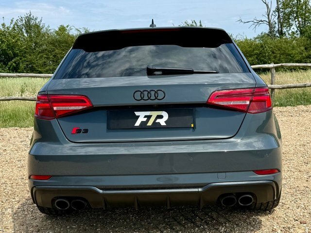 Audi S3 Saloon Black Edition 2.0 Tfsi Quattro 310 Ps S Tro White #25